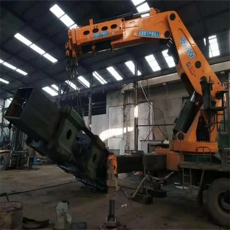 滨海县200吨折臂吊出租